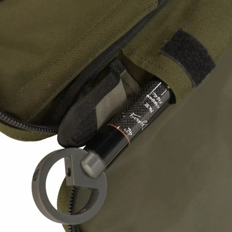 Pike / Predator Aqua Luggage * Black Series Full Fishing Rod Holdall