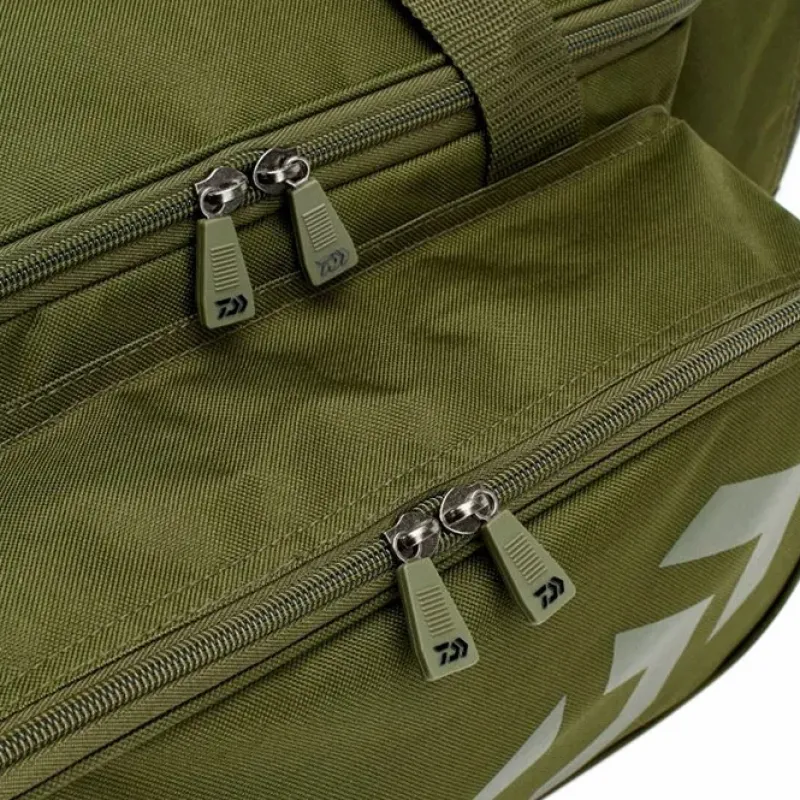 Carp Daiwa Luggage * Black Widow Low Level Fishing Carryall