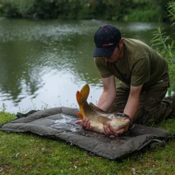 Carp Advanta Fish Care * Protector MZ Beanie Unhooking Mat Large