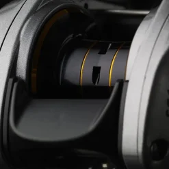 Pike / Predator Savage Gear Reels * SG6 Baitcasting Fishing Reel