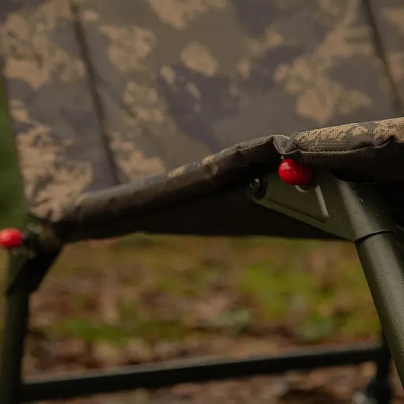 Carp Solar Tackle Chairs * Solar Undercover Guest Camo Fishing Chair