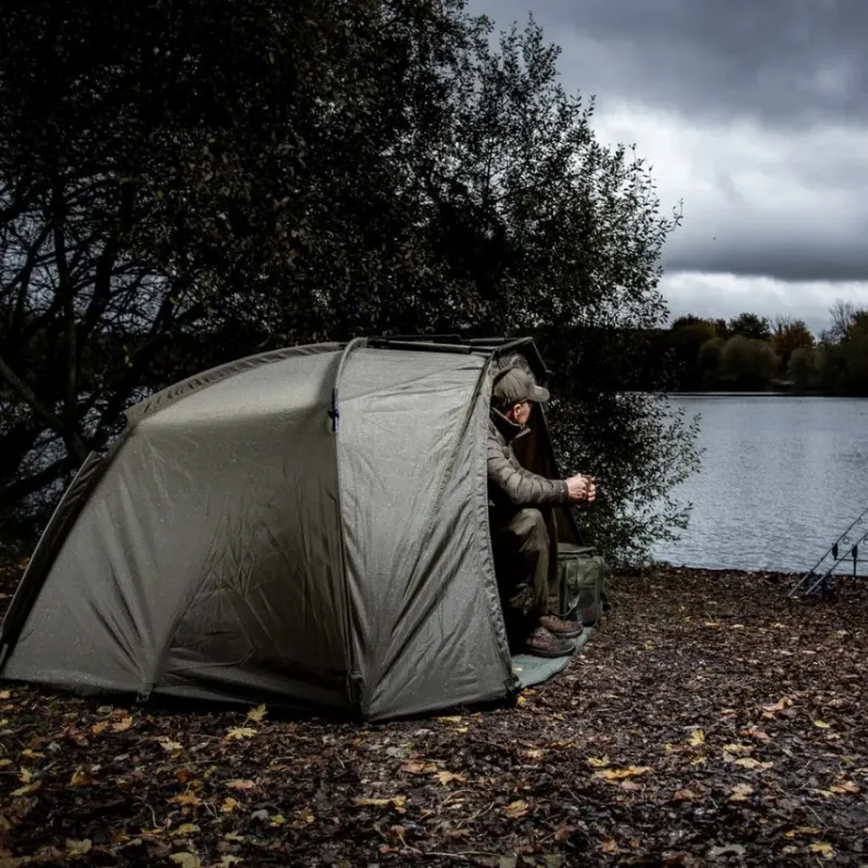 Carp Trakker Carp Essentials * Tempest Fishing Brolly 100
